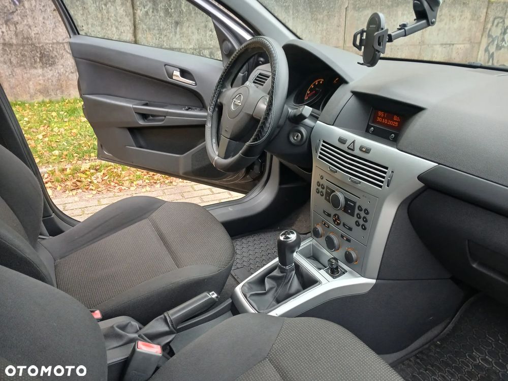 Opel Astra III 1.6 - 15