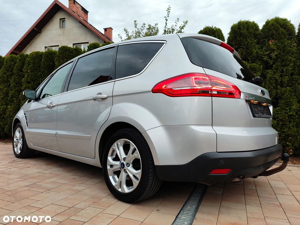 Ford S-Max 2012 photo 3