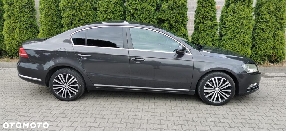Volkswagen Passat - 17