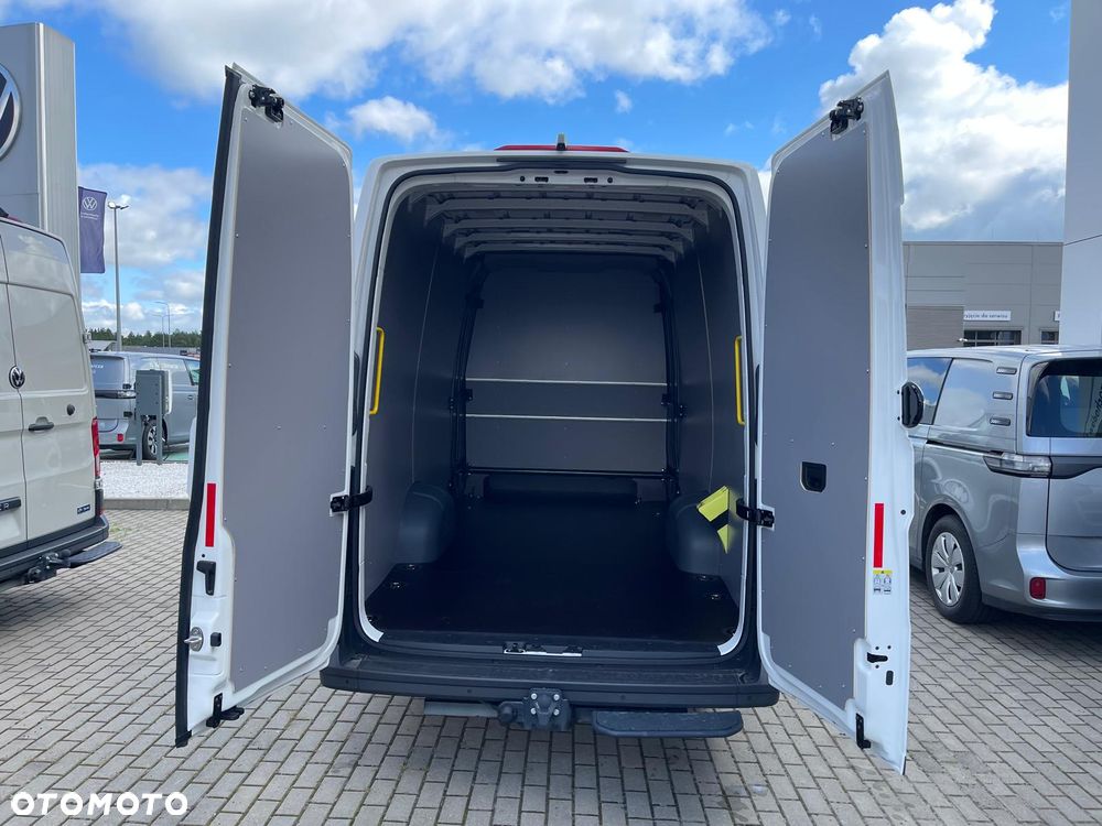 Volkswagen Crafter - 10