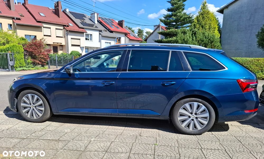 Skoda Superb 2.0 TDI SCR Style DSG - 4