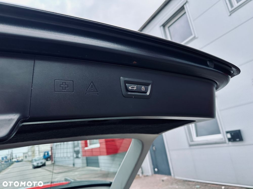 BMW Seria 5 520d Luxury Line - 22