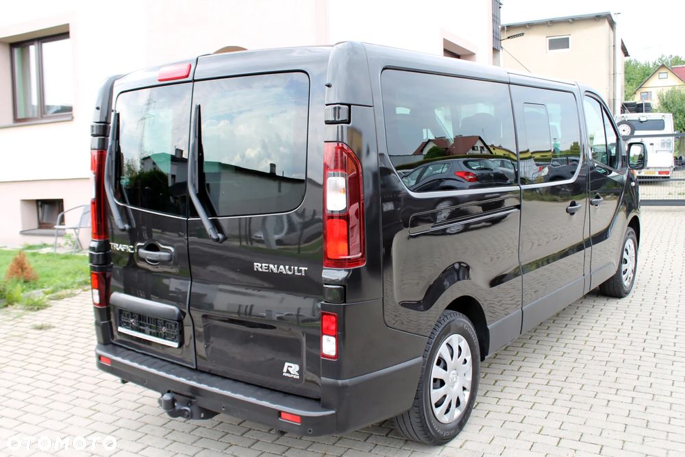 Renault Trafic 1.6 dCi 120 Grand Combi Authentique - 4