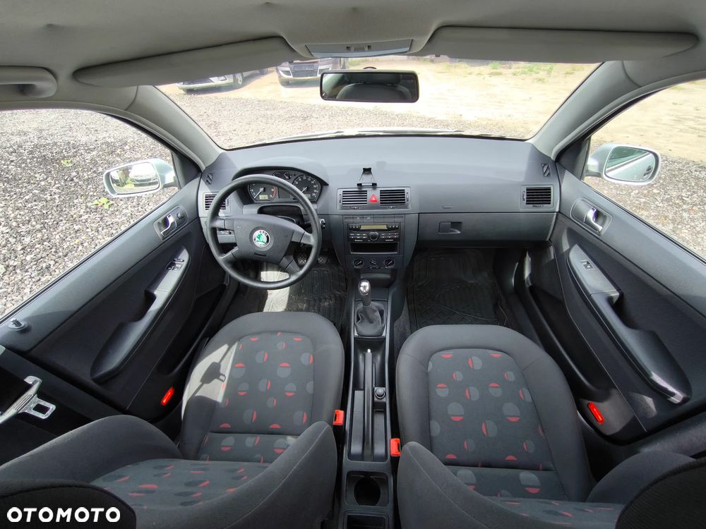 Skoda Fabia 1.4 16V Comfort - 16