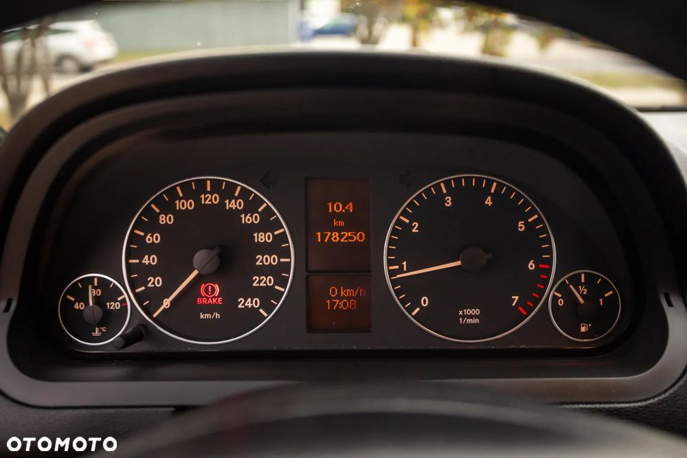 Mercedes-Benz Klasa A 150 Elegance Polar Star - 23