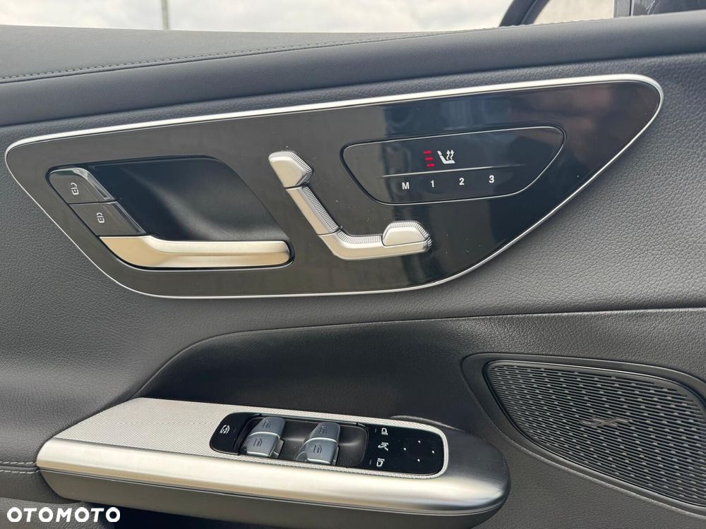 Mercedes-Benz GLC - 28