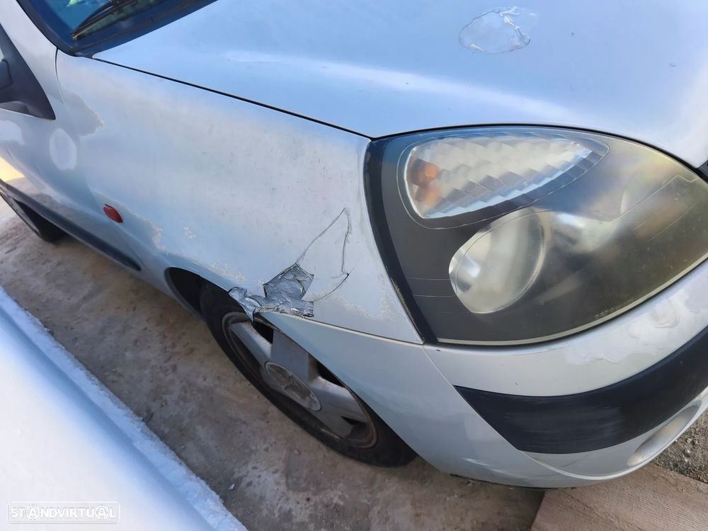 Renault Clio 1.5 dCi S - 5