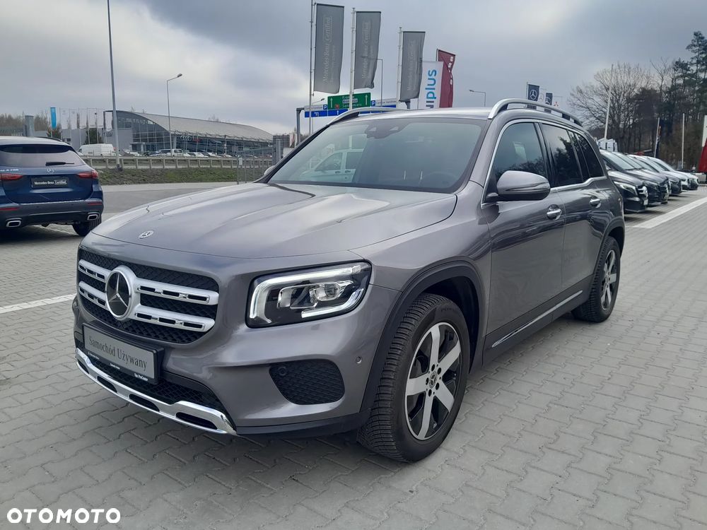 Mercedes-Benz GLB 250 4-Matic Progressive 8G-DCT - 2