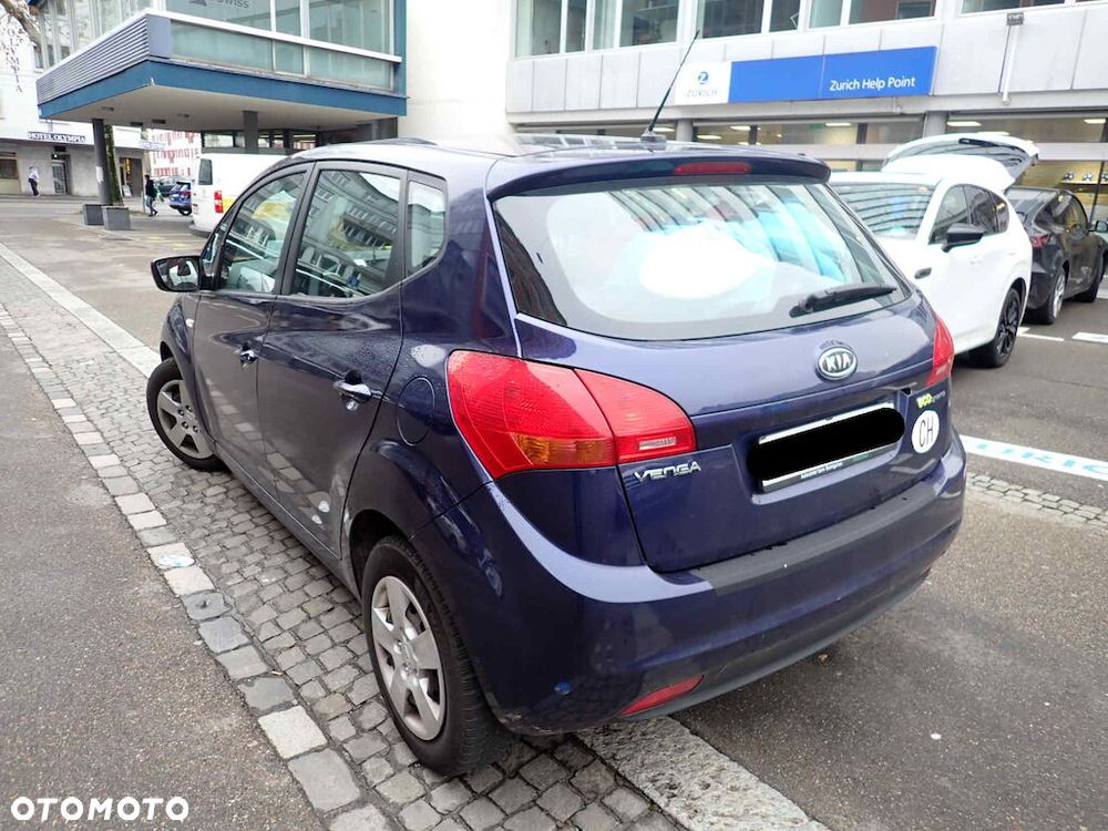 Kia Venga 1.6 CRDi 128 Edition 7 - 4