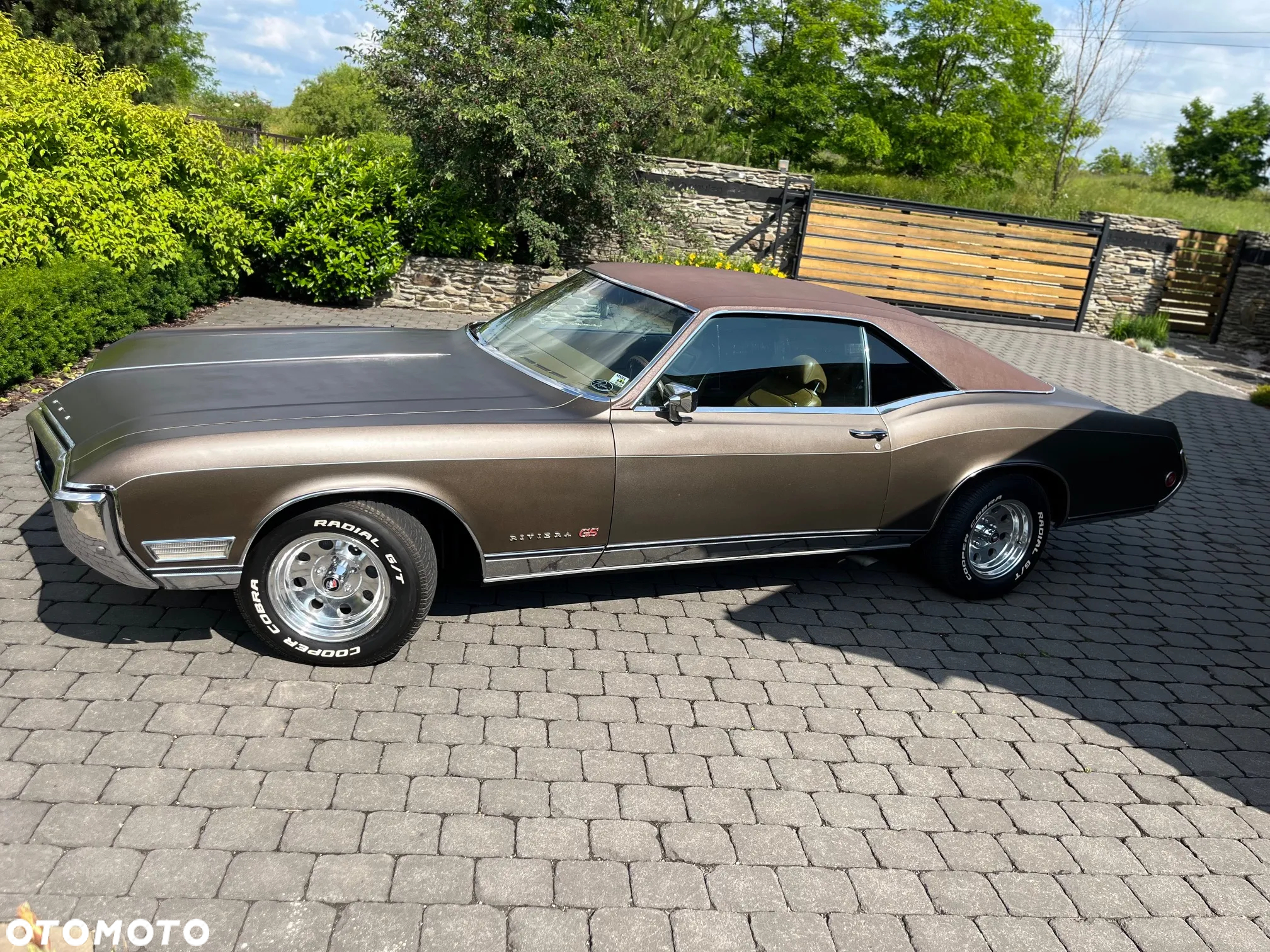 Buick Riviera - 2
