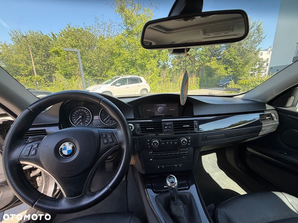 BMW Seria 3 320d - 9