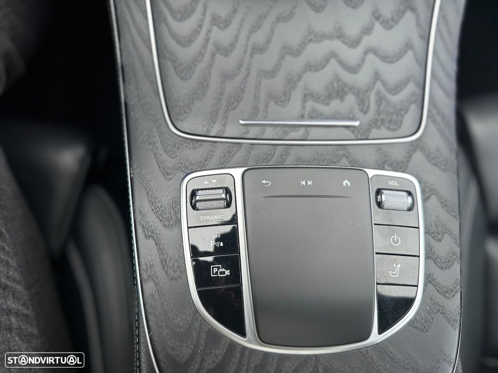 Mercedes-Benz E 300 de AMG Line - 14