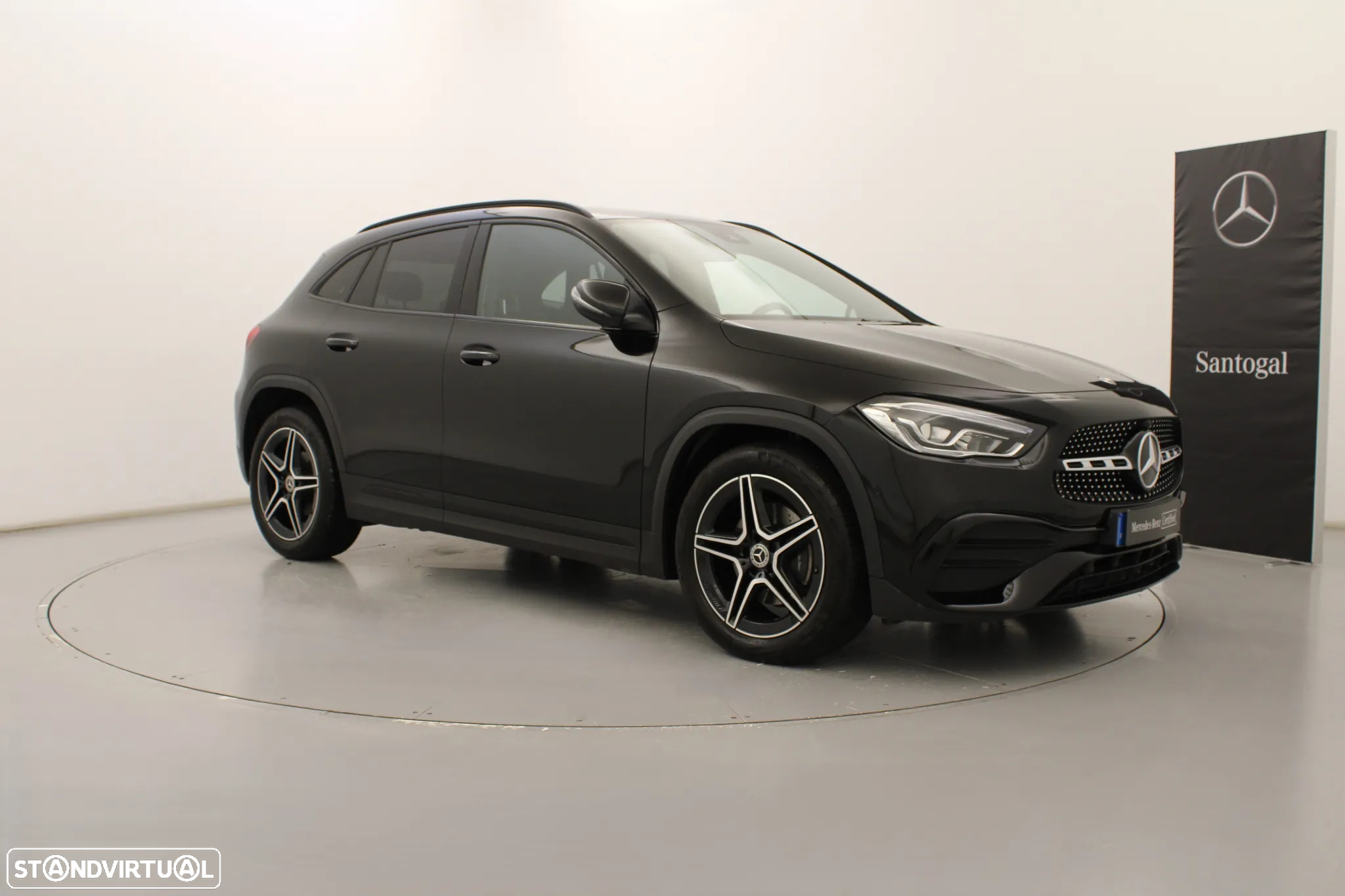 Mercedes-Benz GLA 180 d AMG Line - 2