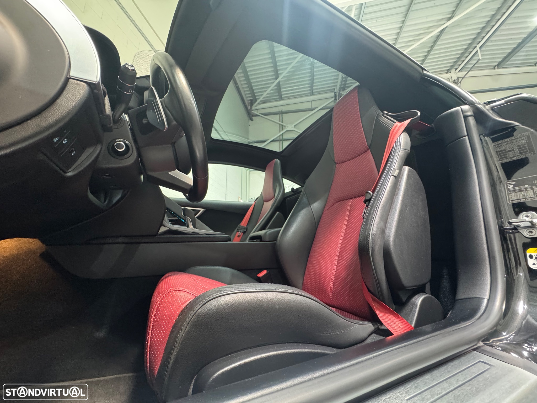 Jaguar F-Type 2.0 i4 R-Dynamic - 15