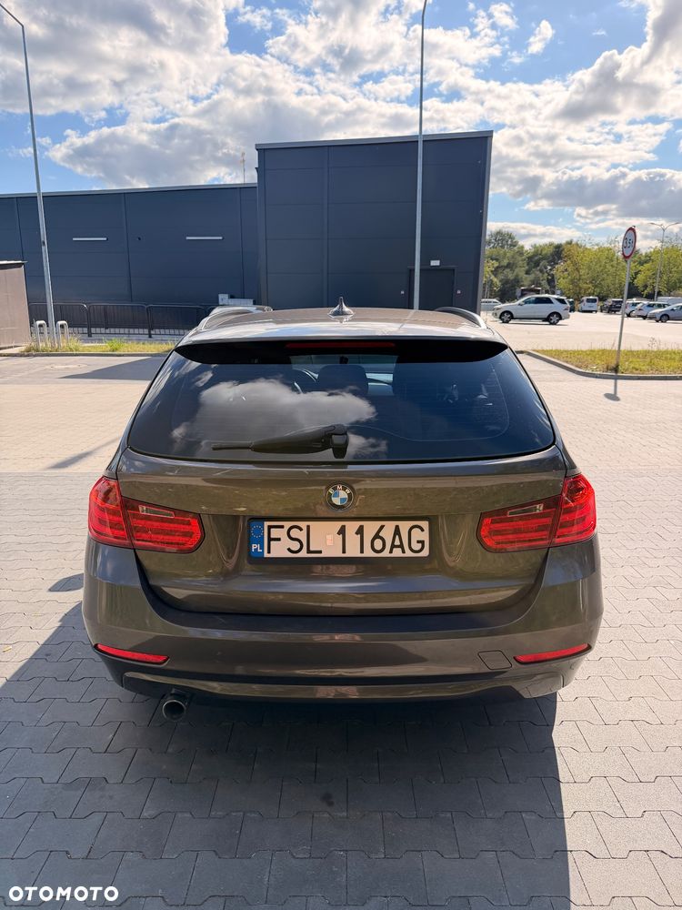 BMW Seria 3 318d - 6