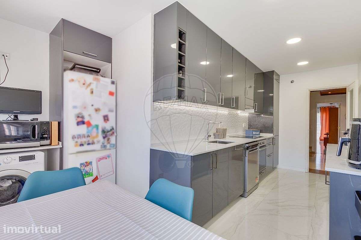 Apartamento T4 para venda - Grande imagem: 3/35