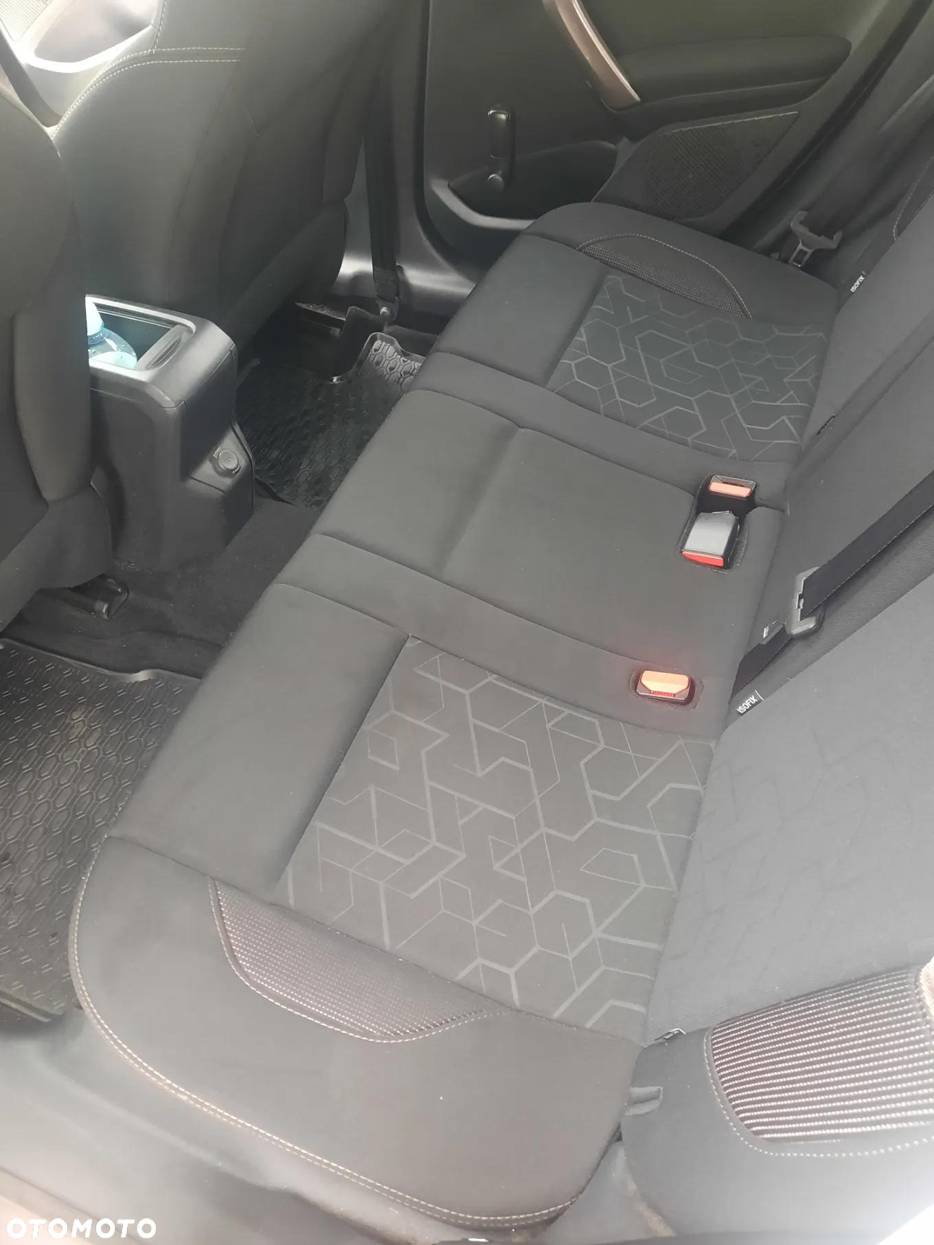 Peugeot 2008 - 6