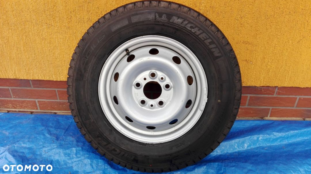 FIAT DUCATO FELGA OPONA MICHELIN 215/70 R15C - 1