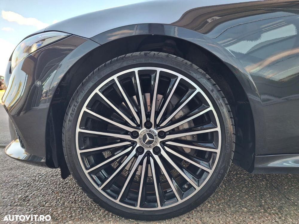 Mercedes-Benz CLS 350 d 4MATIC Aut - 23