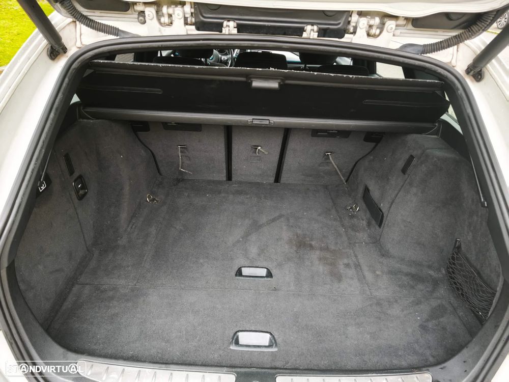 BMW 318 d Touring Pack M - 15