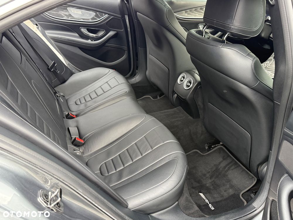 Mercedes-Benz CLS 450 4-Matic AMG - 36