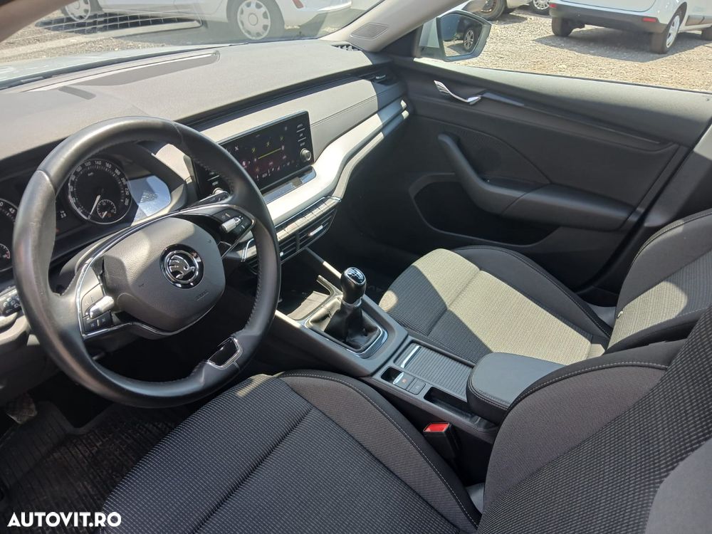 Skoda Octavia 2.0 TDI Style - 5