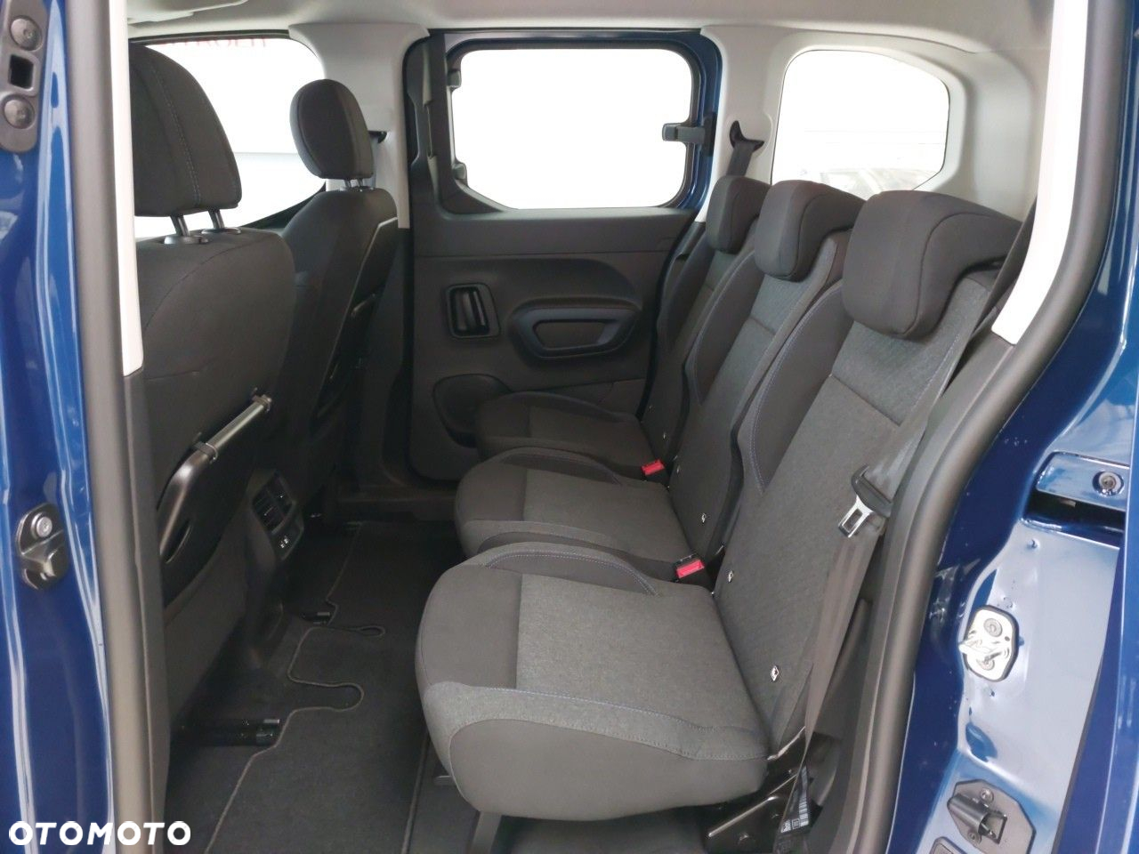 Peugeot Rifter - 11