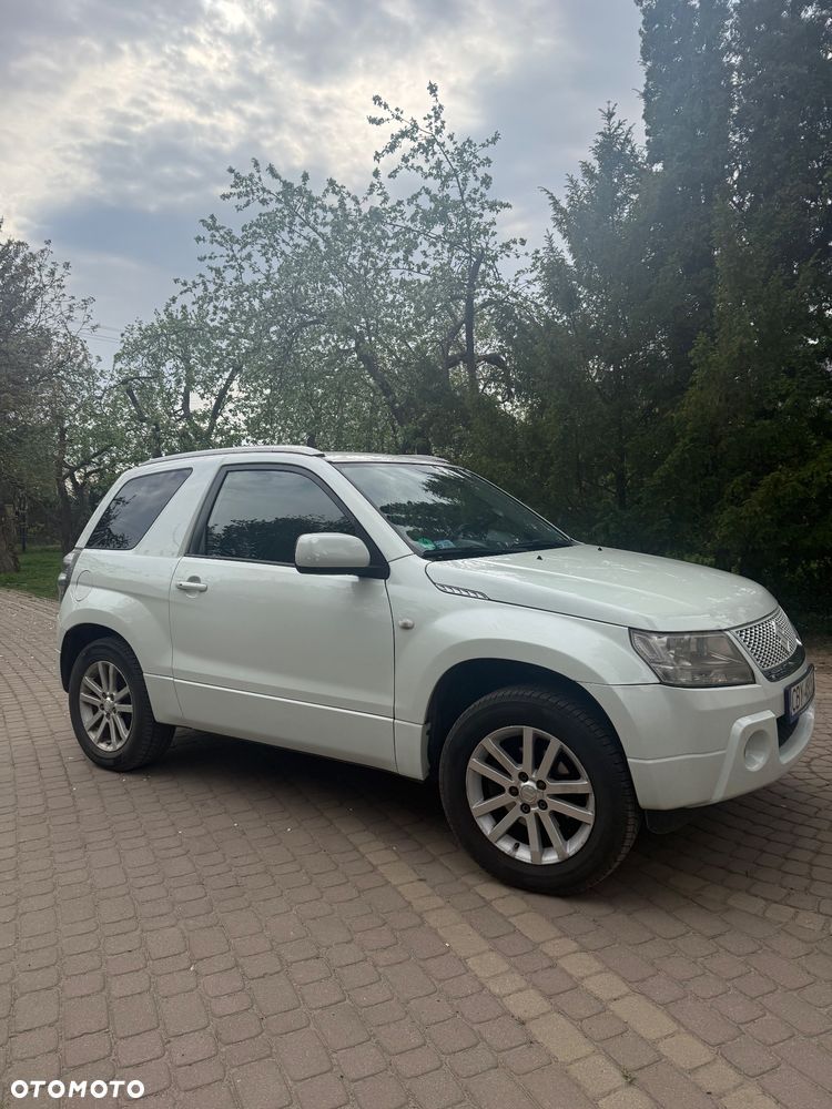 Suzuki Grand Vitara 1.6 Black&White - 9