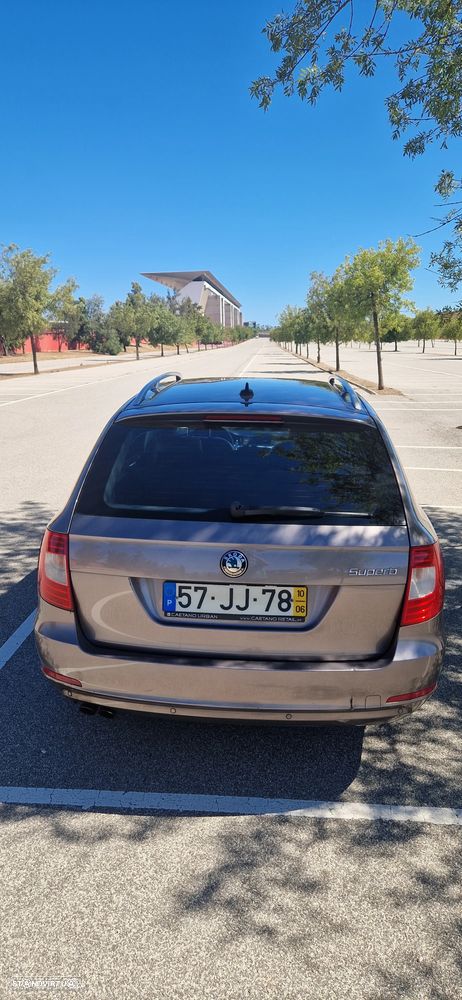 Skoda Superb Break 2.0 TDI Elegance 4x4 - 28
