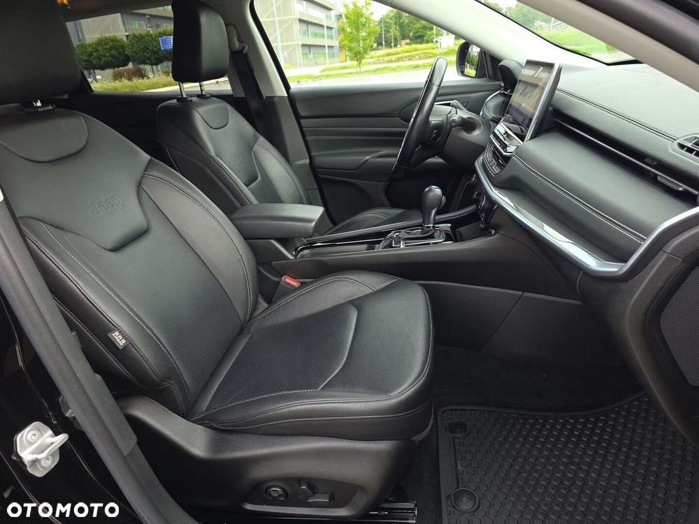 Jeep Compass - 17