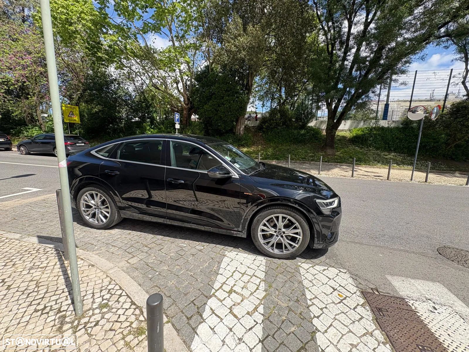 Audi e-tron 50 quattro S line - 1