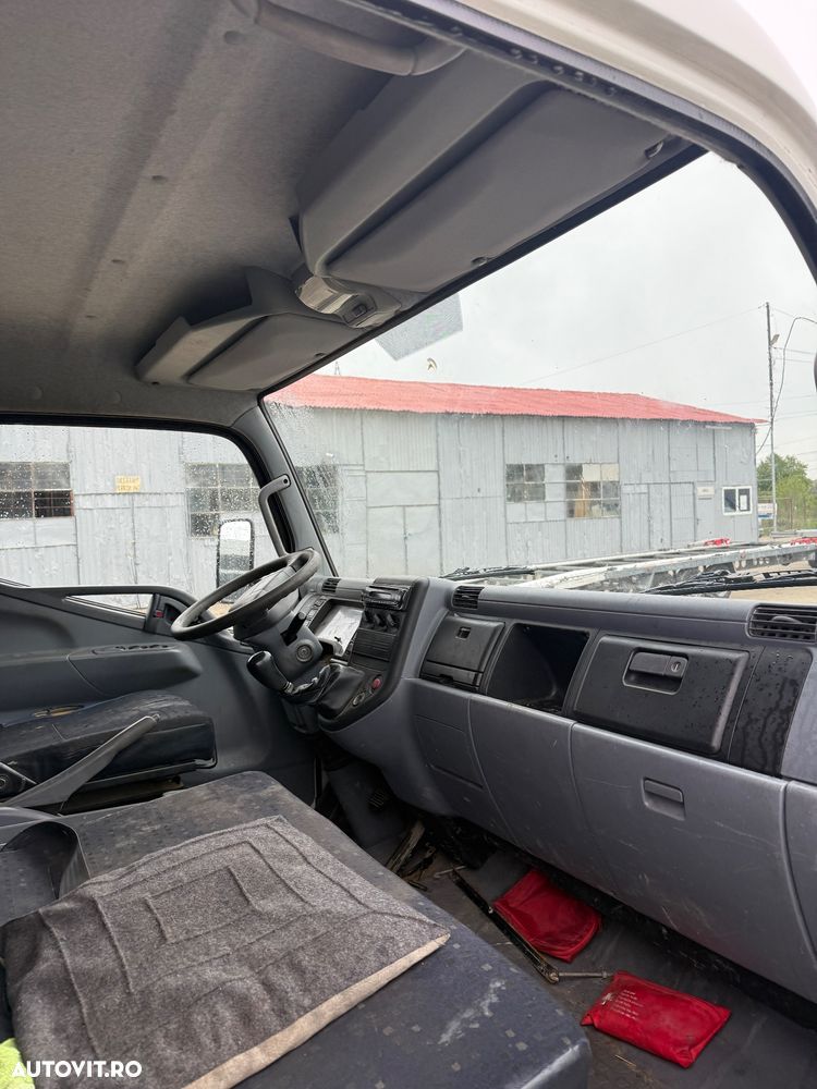 Mitsubishi Canter - 6