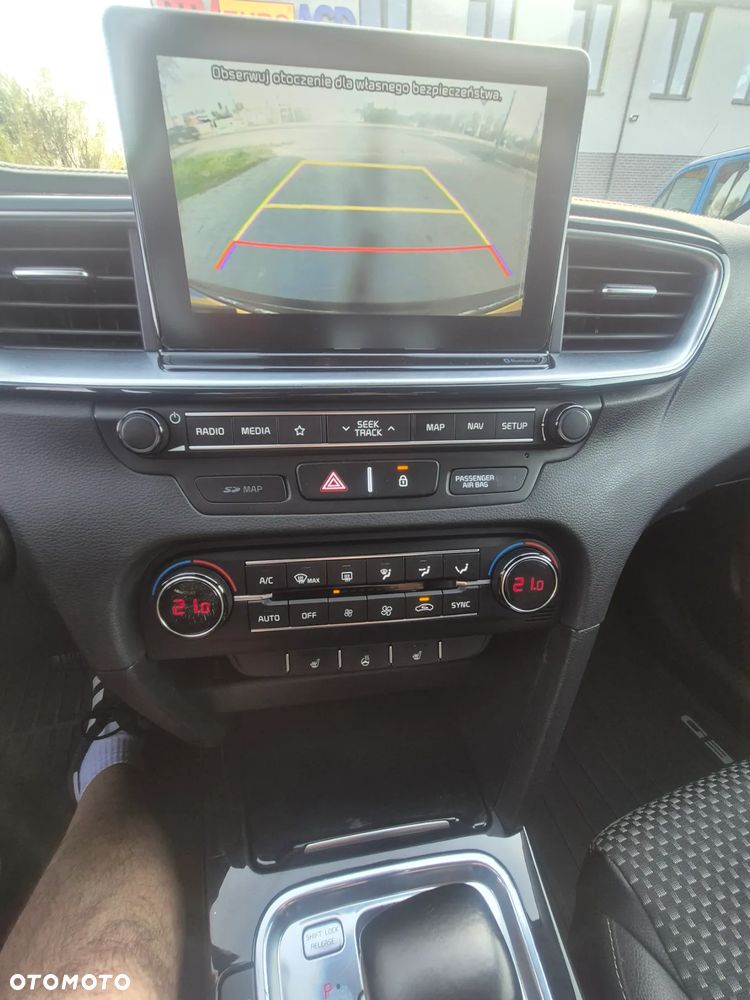 Kia Ceed 1.6 CRDi DCT GT Line - 39
