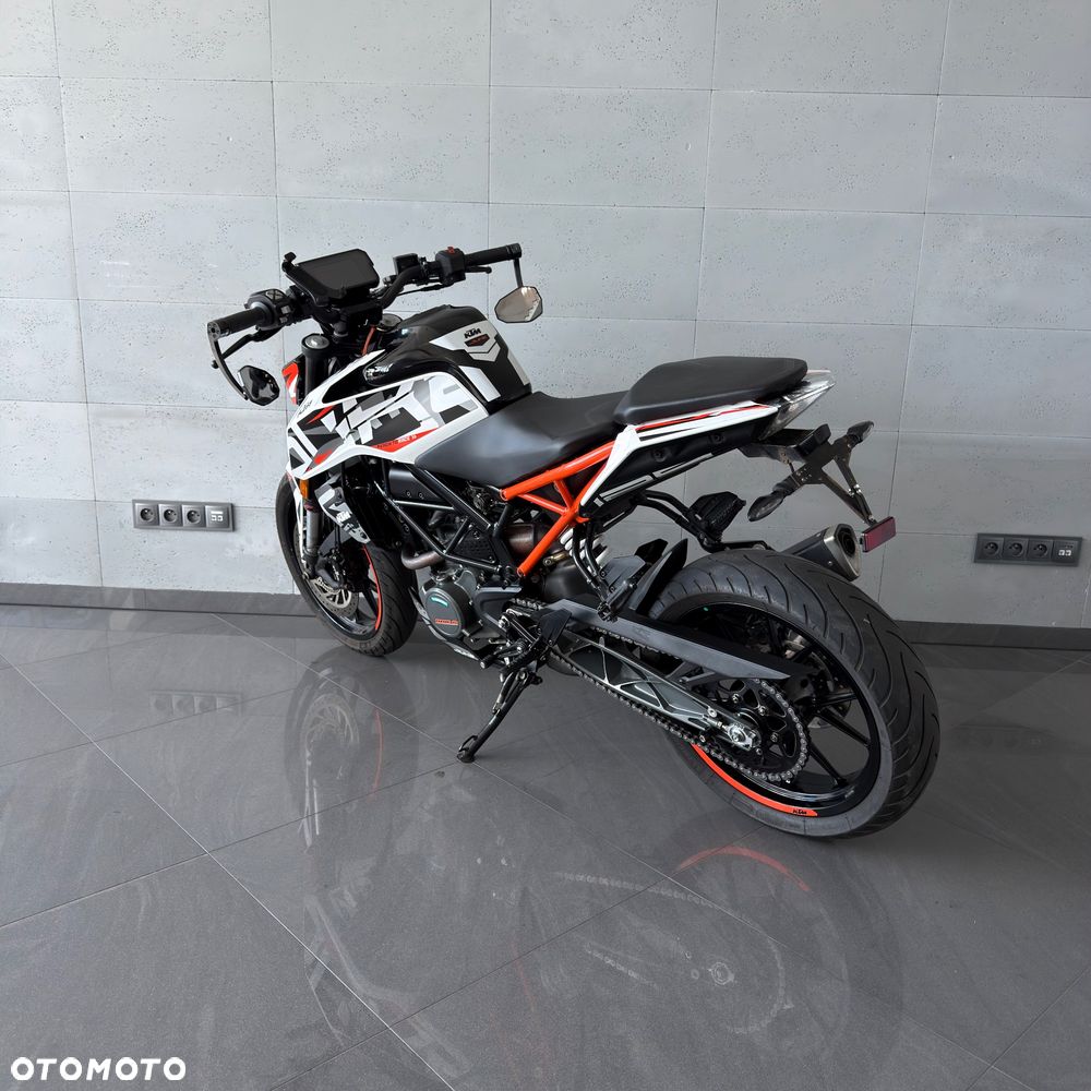 KTM Duke 125 - 9