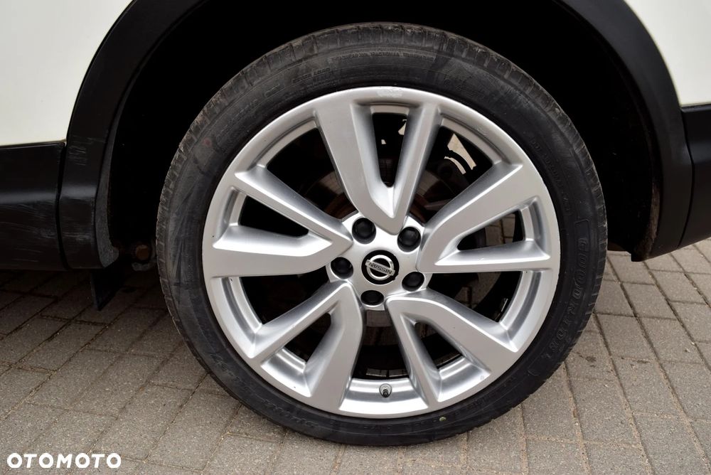 Nissan Qashqai 1.6 dCi Tekna S&S - 26