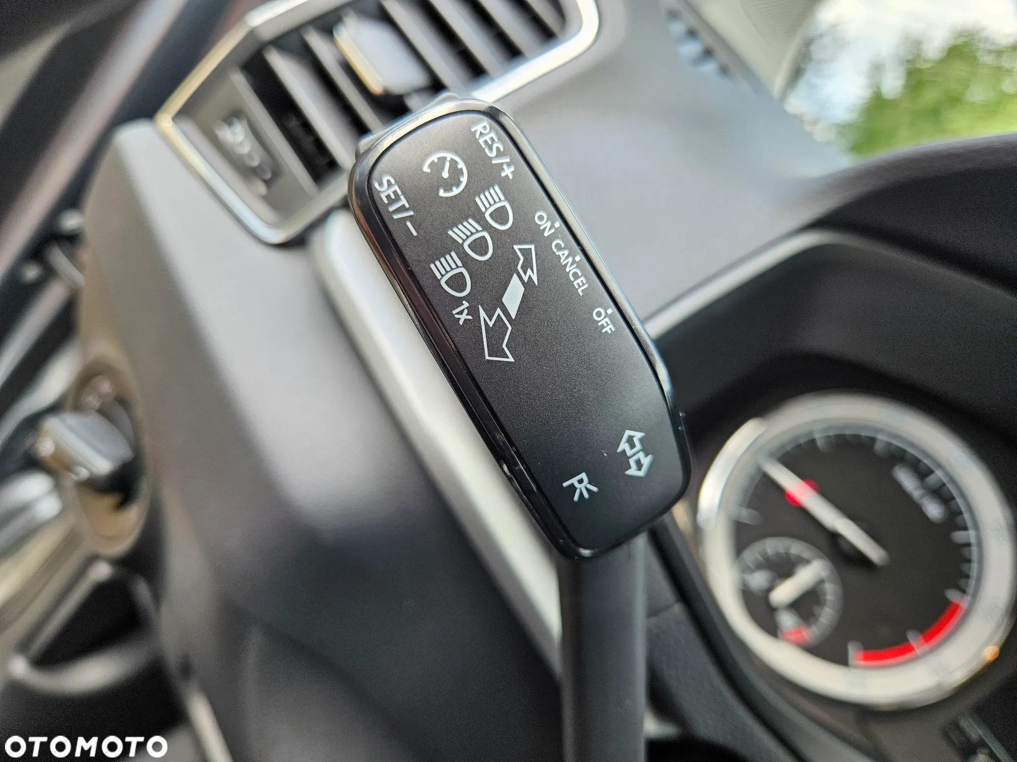 Skoda Karoq 1.5 TSI ACT GPF 4x2 Ambition - 16