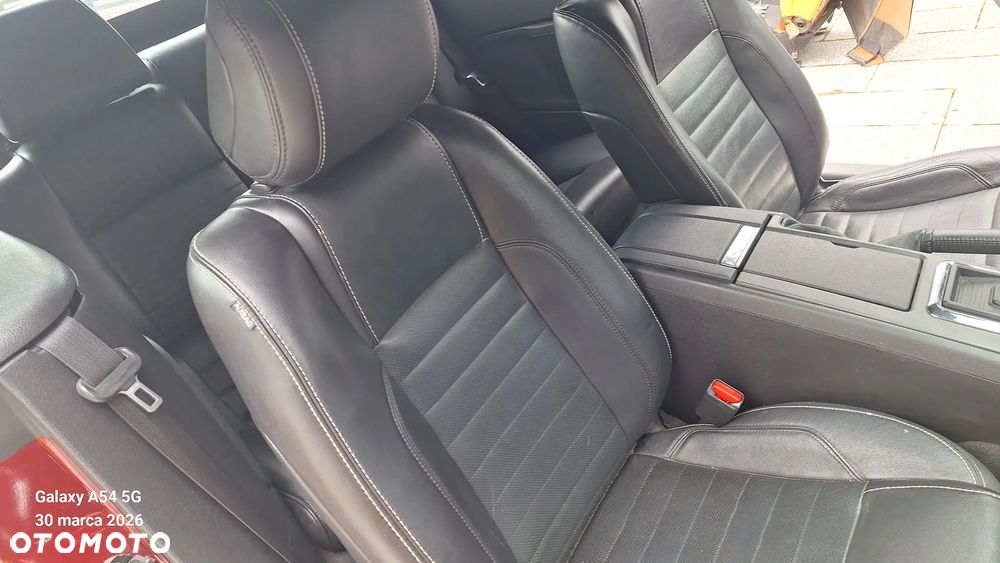 Ford Mustang 3.7 V6 Premium - 10