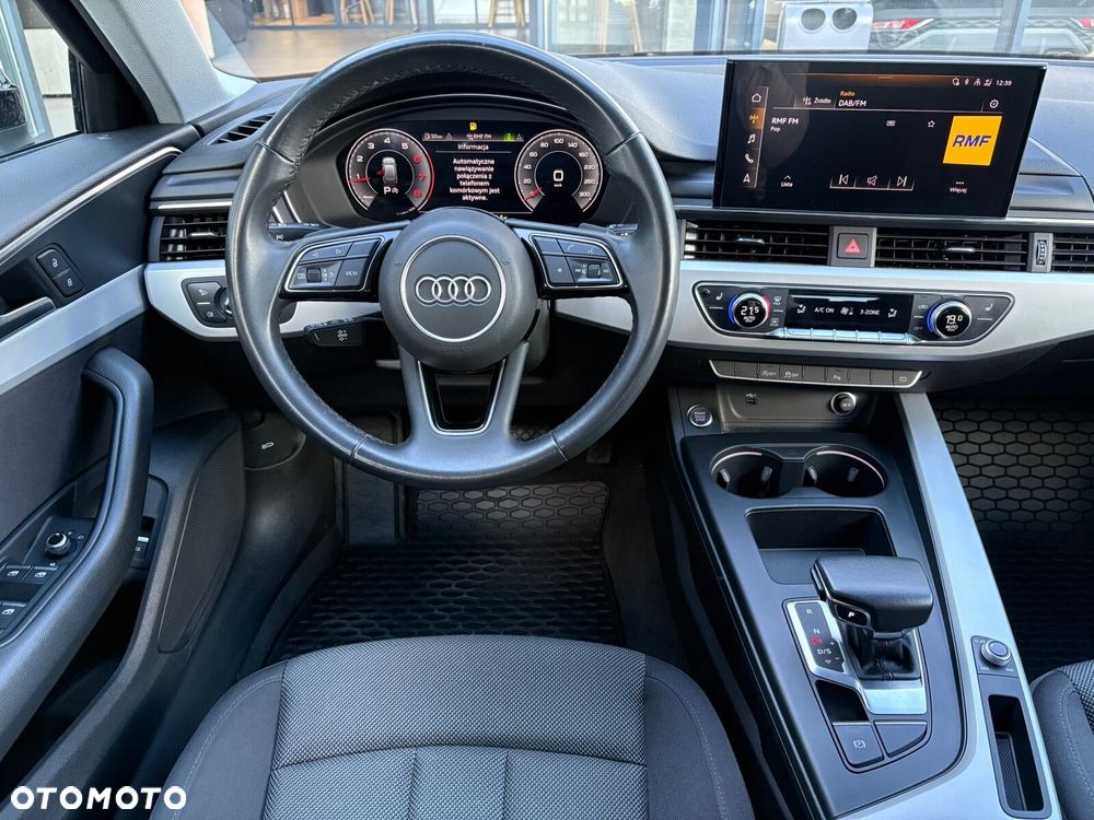 Audi A4 Avant - 11