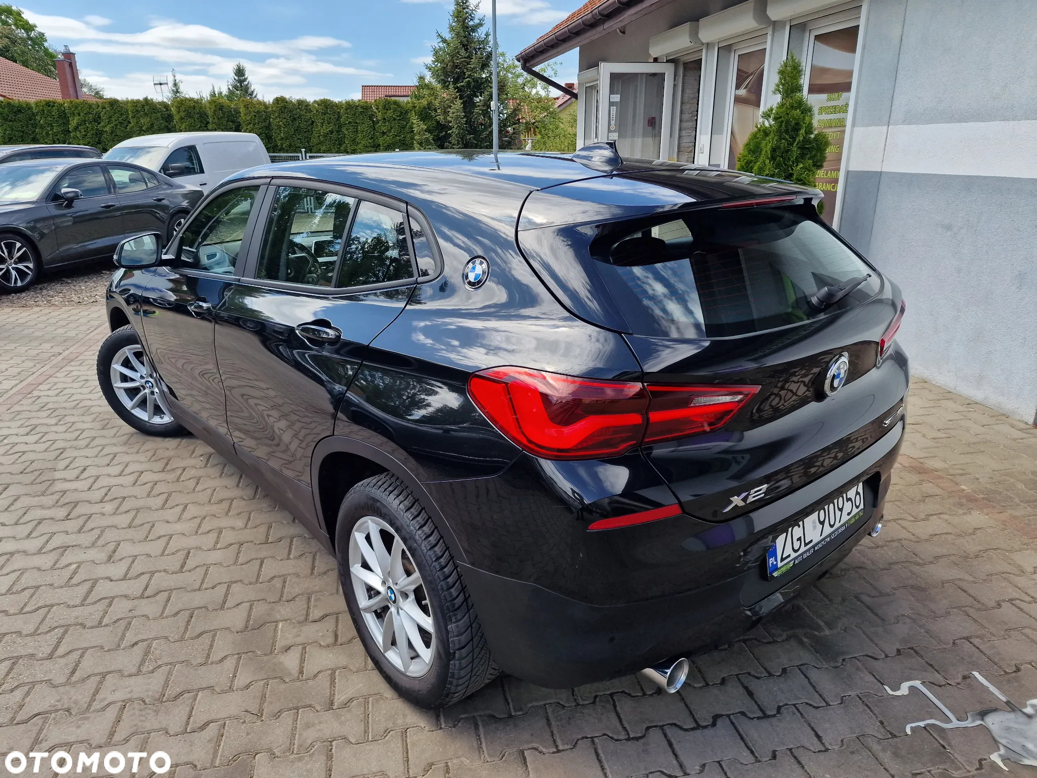 BMW X2 sDrive18d Advantage Plus - 8