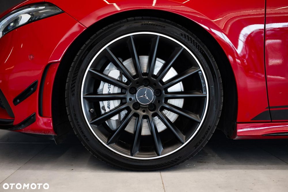 Mercedes-Benz Klasa A 35 AMG 4-Matic 7G-DCT - 39