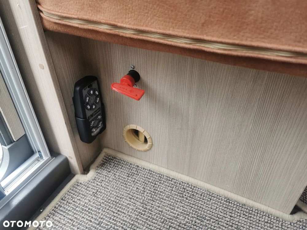 Burstner Averso Comfort 460LT - 26