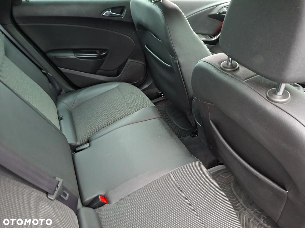 Opel Astra - 18