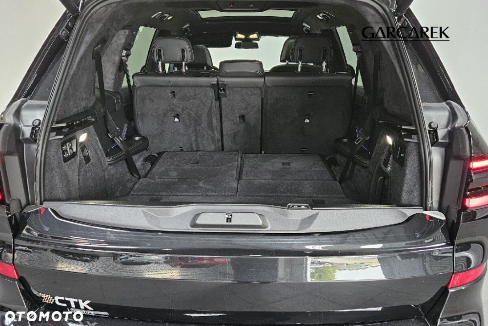 BMW X7 - 14