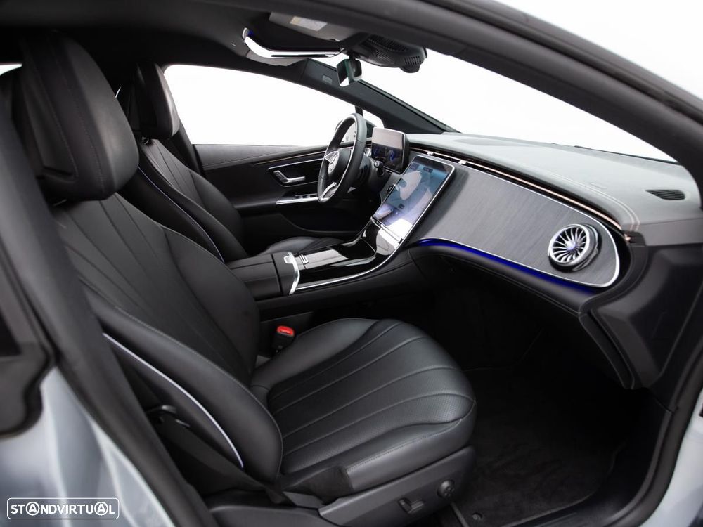 Mercedes-Benz EQE 350 - 9