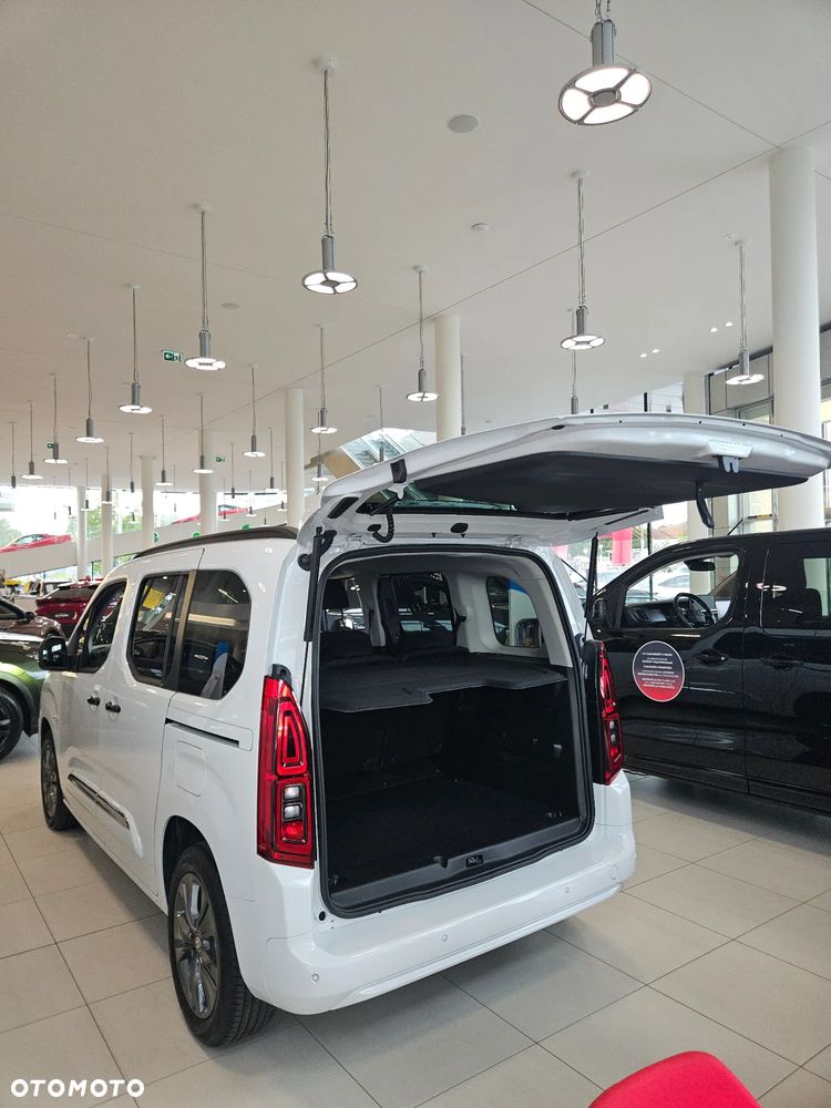 Toyota Proace City Verso 1.5 D-4D Family - 11