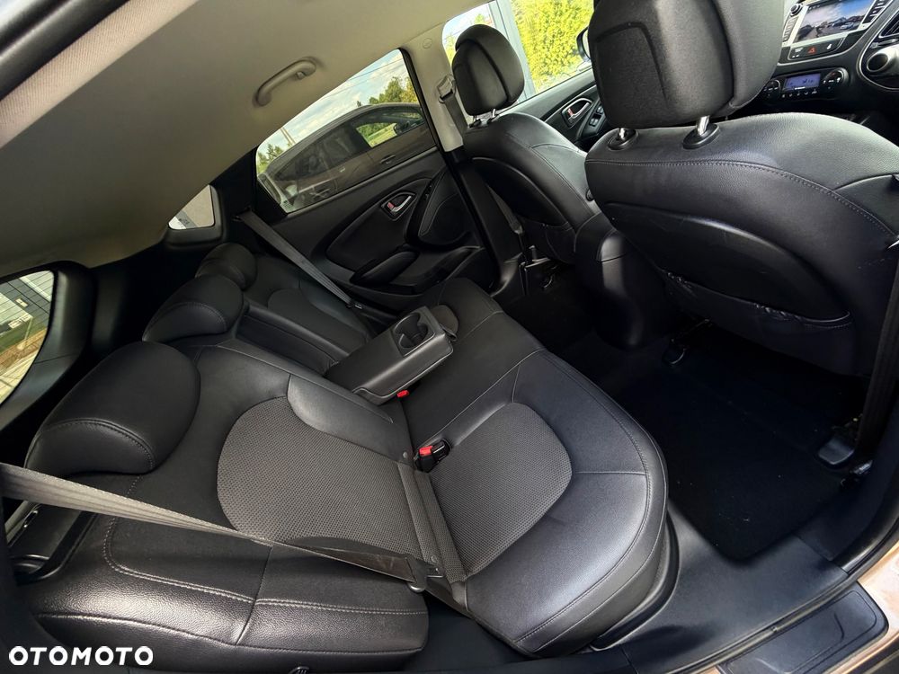 Hyundai ix35 1.7 CRDi 2WD Fifa World Cup Edition - 27