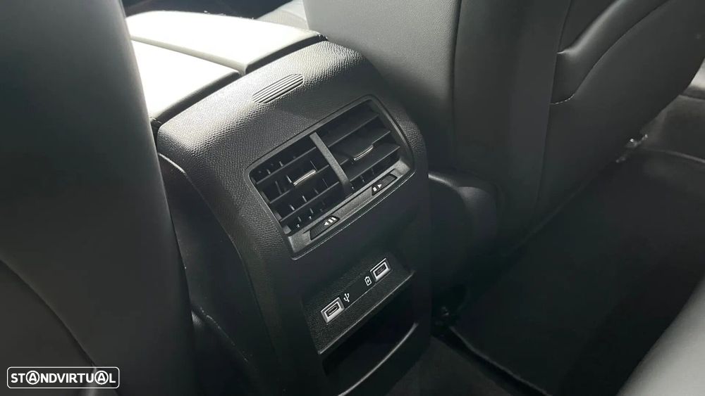 Peugeot 308 - 35
