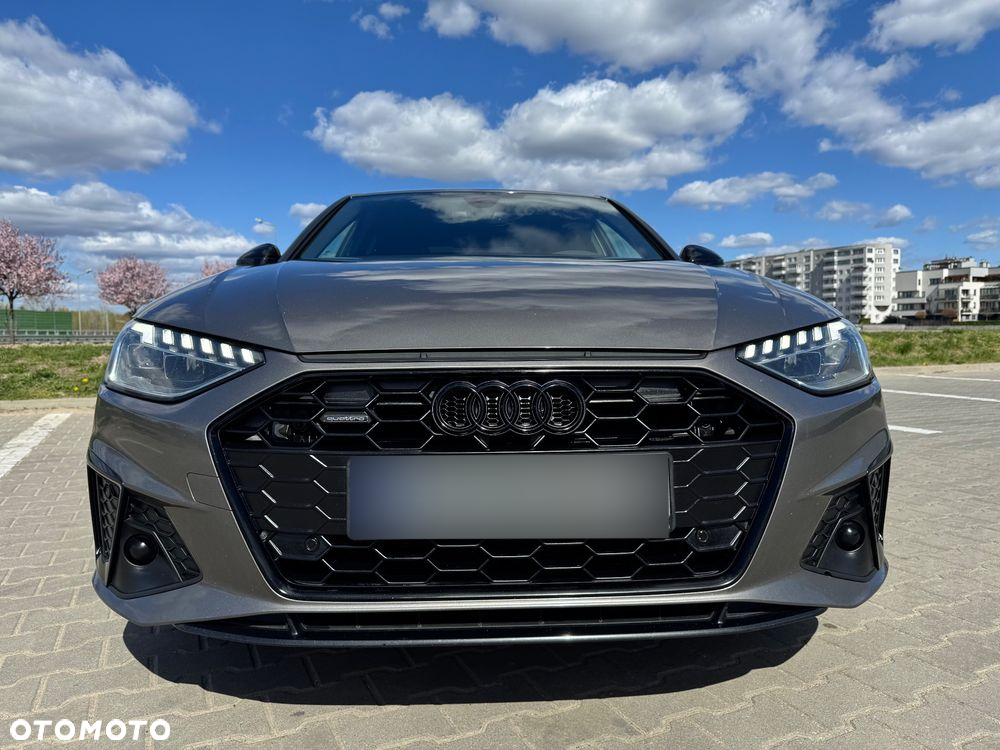 Audi A4 40 TDI Quattro S Line S tronic - 4
