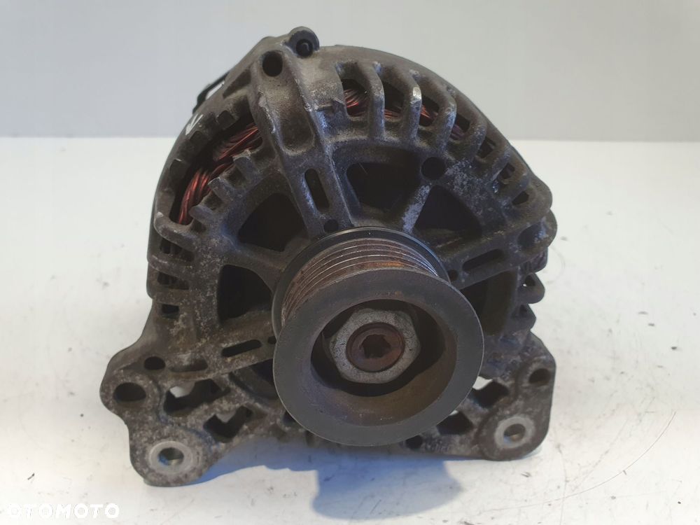 ALTERNATOR VW Golf V 1.6 FSI _ valeo 03C903023B 110A Alternator Oryginał - 7