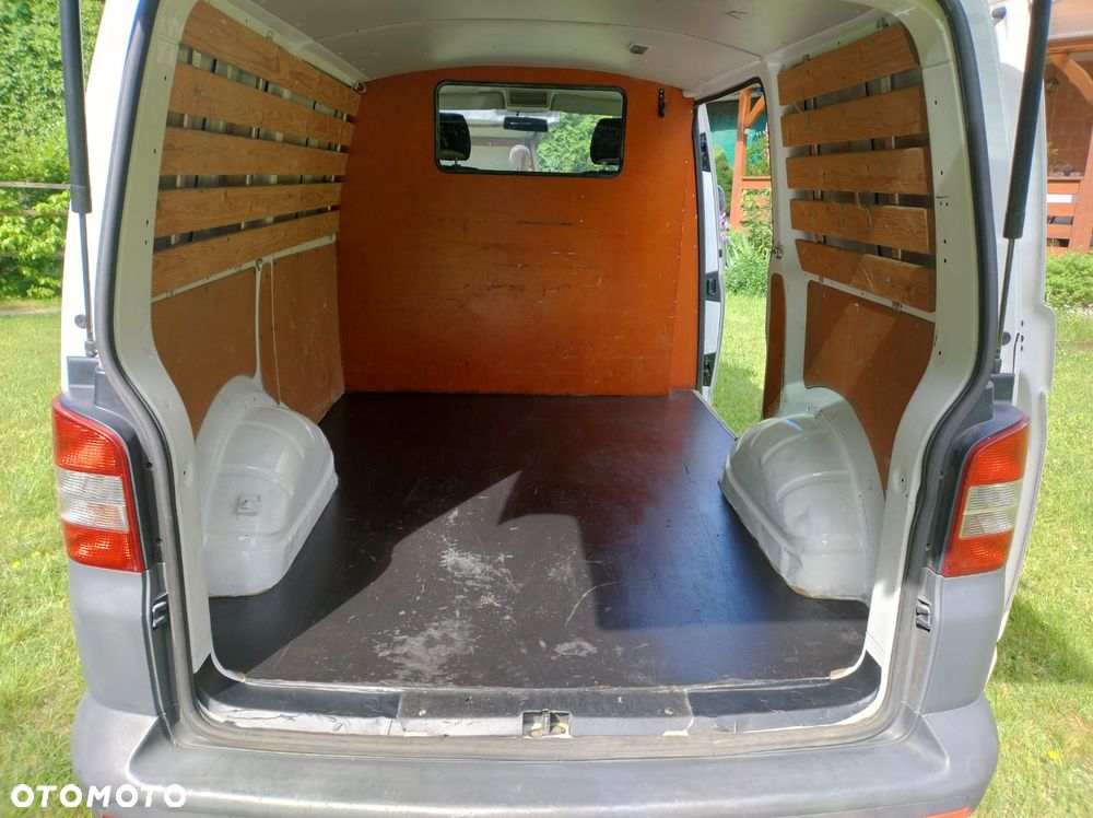 Volkswagen Transporter - 11